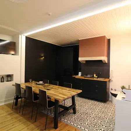 Bright 1 Bedroom With Lovely Balcony In Dom wakacyjny