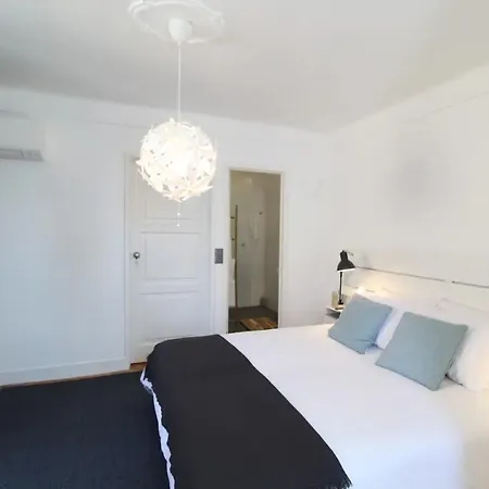 Bright 1 Bedroom With Lovely Balcony In Дом отдыха
